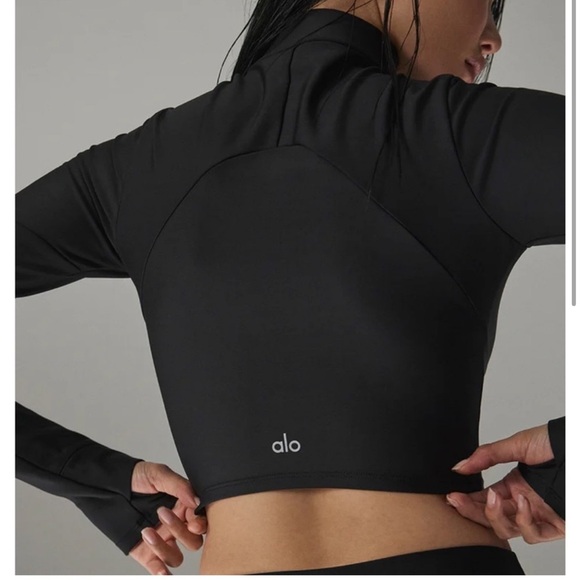 Alo Airlift Winter Warm Ski Time Long Sleeve Black New with Tags! - Picture 5 of 12